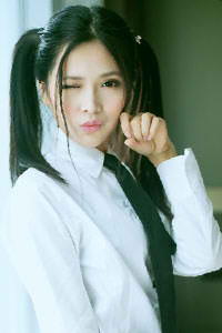 強姧美女全程圖片