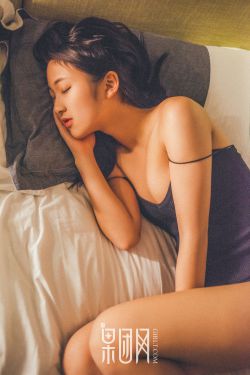 穿成流放反派他元配